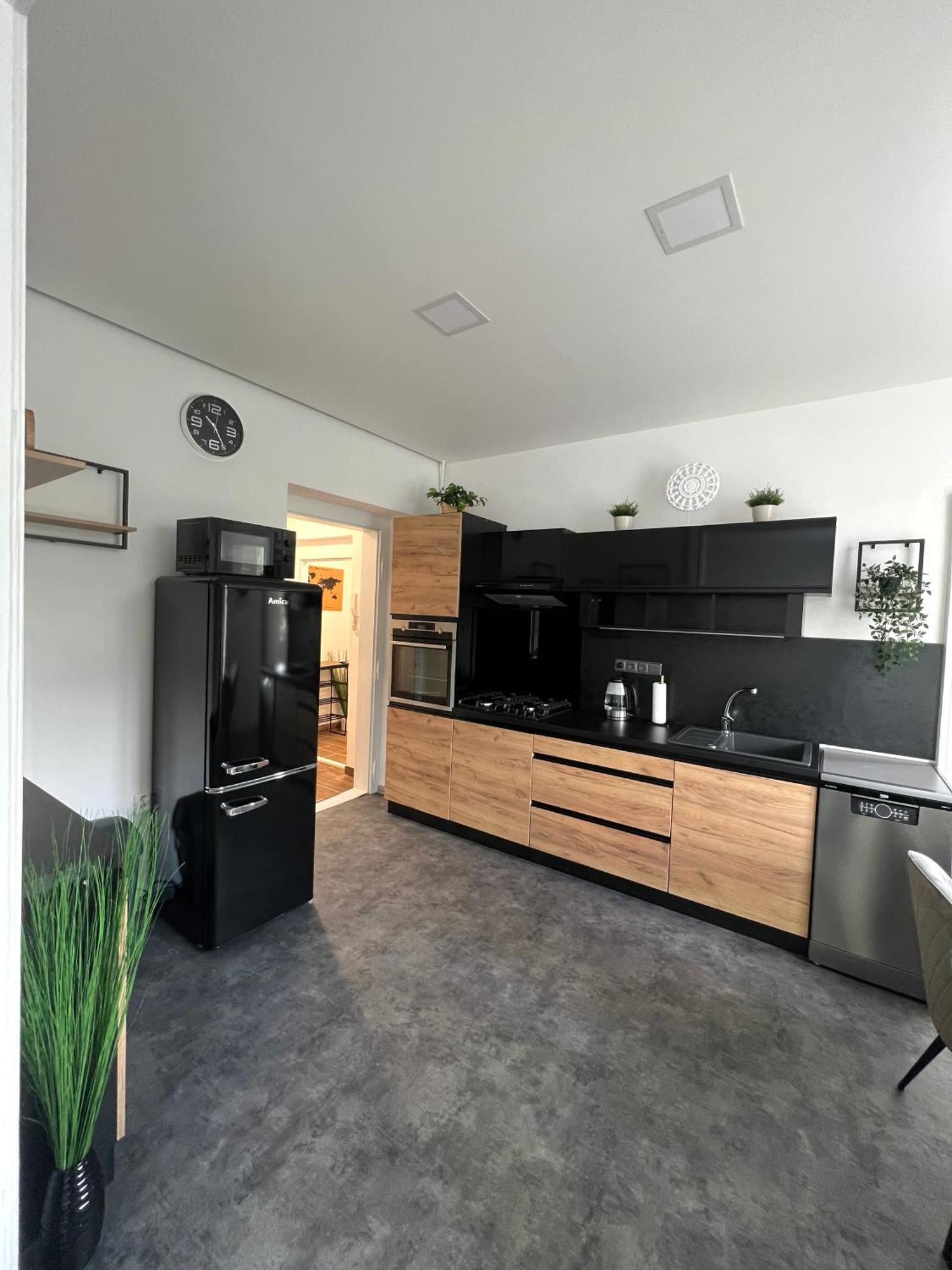 Apartman V Centru Trutnova Eksteriør bilde
